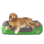 Soft pet bed for puppies and small dogs